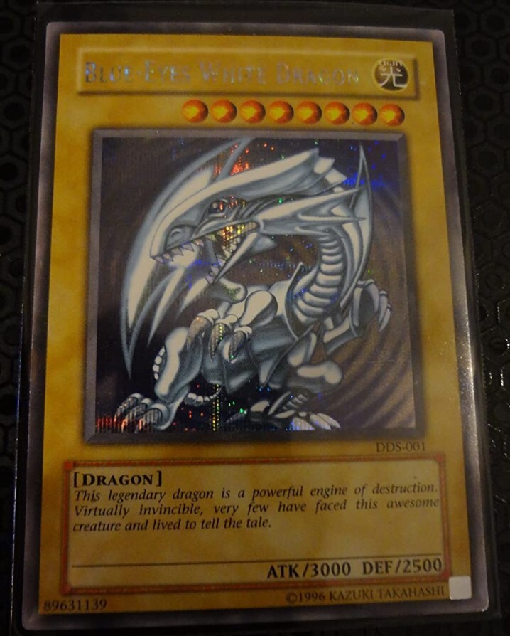  Yu-Gi-Oh! Blue-Eyes White Dragon